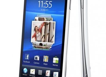 Sony Ericsson Xperia Arc S Now Available In UK – Features and Price