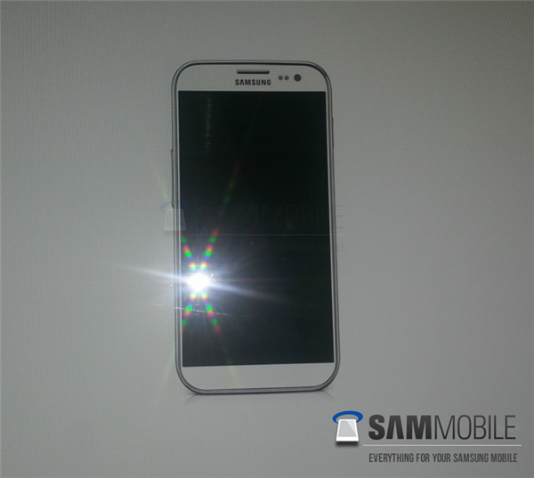 Samsung Galaxy S IV Leaked Photo
